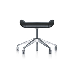 Interstuhl Silver 脚踏 海蒂·特朗尼  interstuhl家具品牌